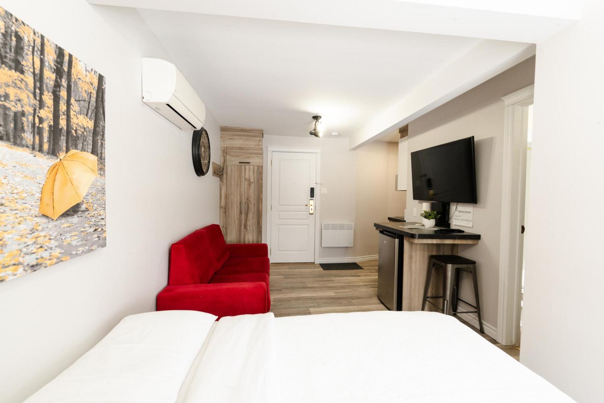 Hotel Les Quatre Bonheurs 암퀴 외부 사진